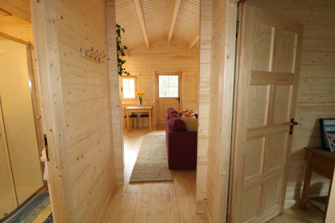 Inisean Lodge Log Cabin -Part Of Inisean B&B Dungloe Exterior foto